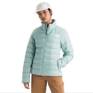 NWT The North Face Women's Puffer Jacket LARGE